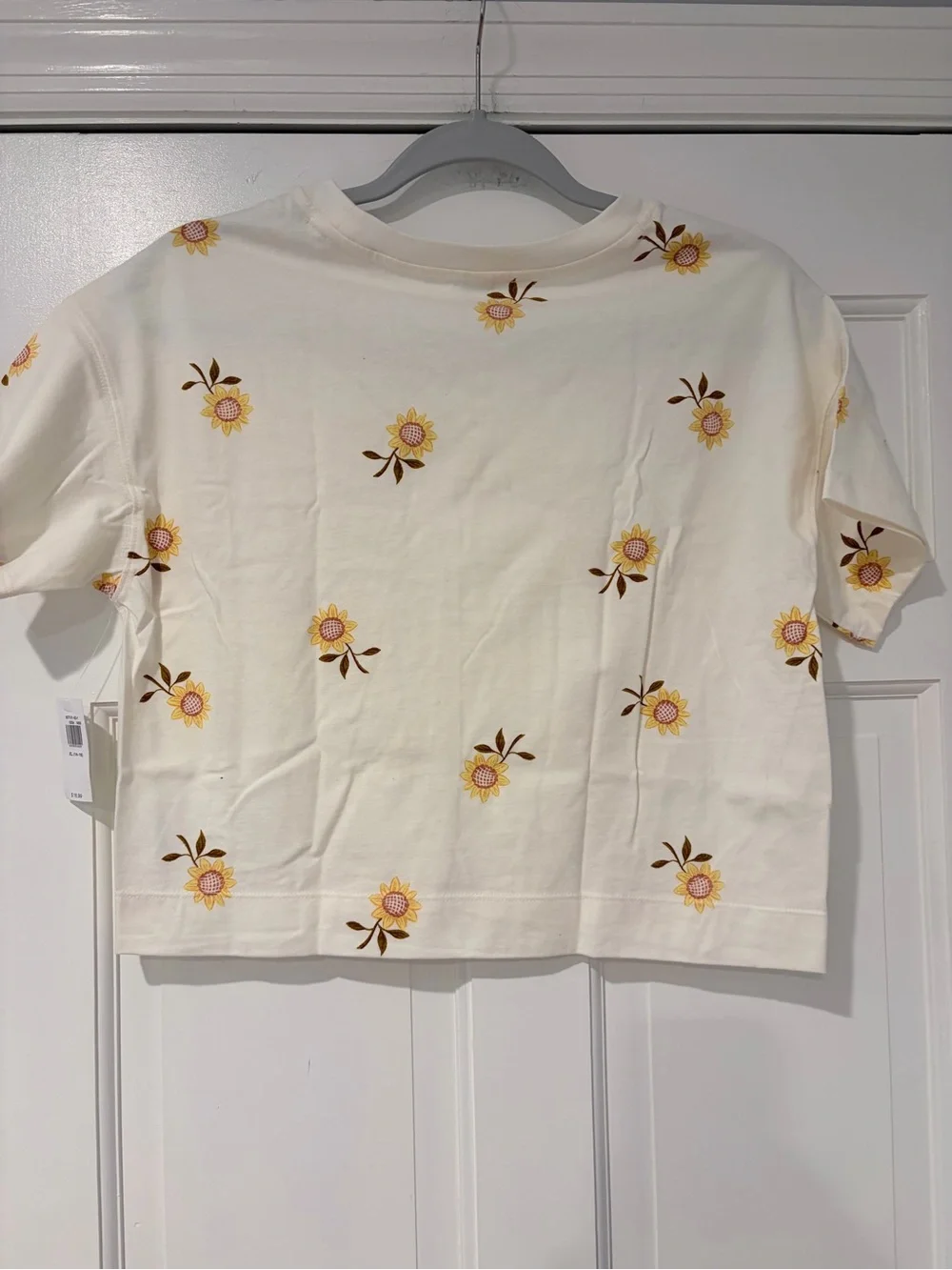 Old Navy Cream Tee with Subtle Floral Accent